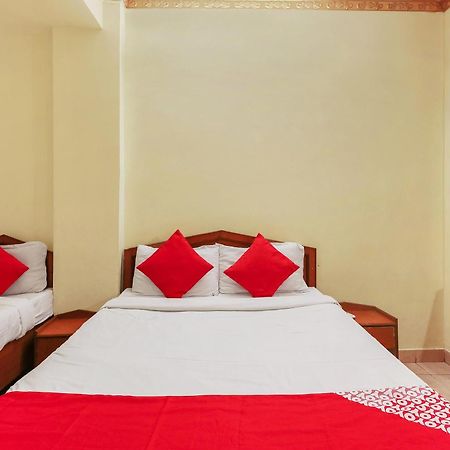 Hotel O Prince Residency Lālāguda Екстериор снимка