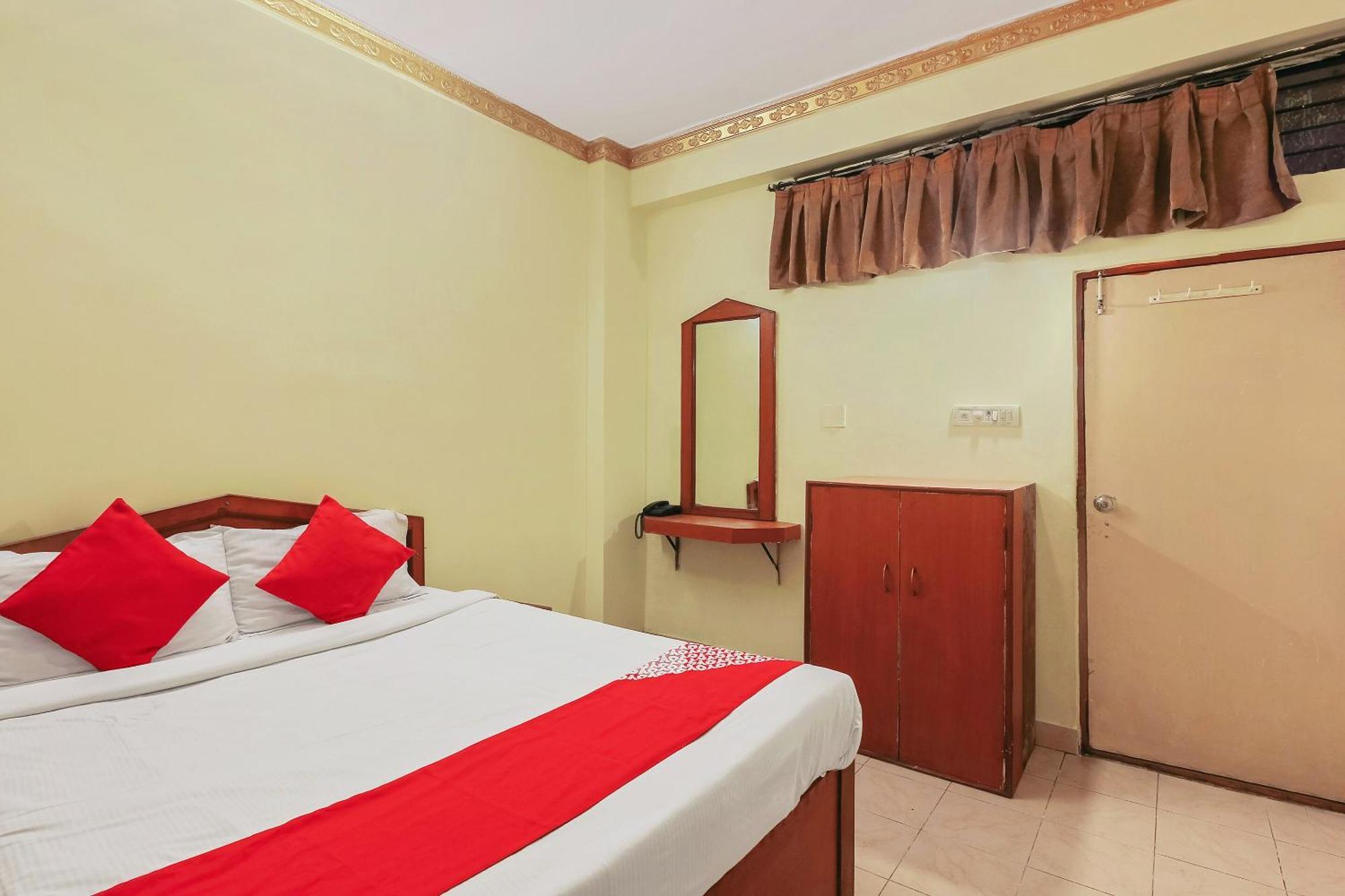 Hotel O Prince Residency Lālāguda Екстериор снимка