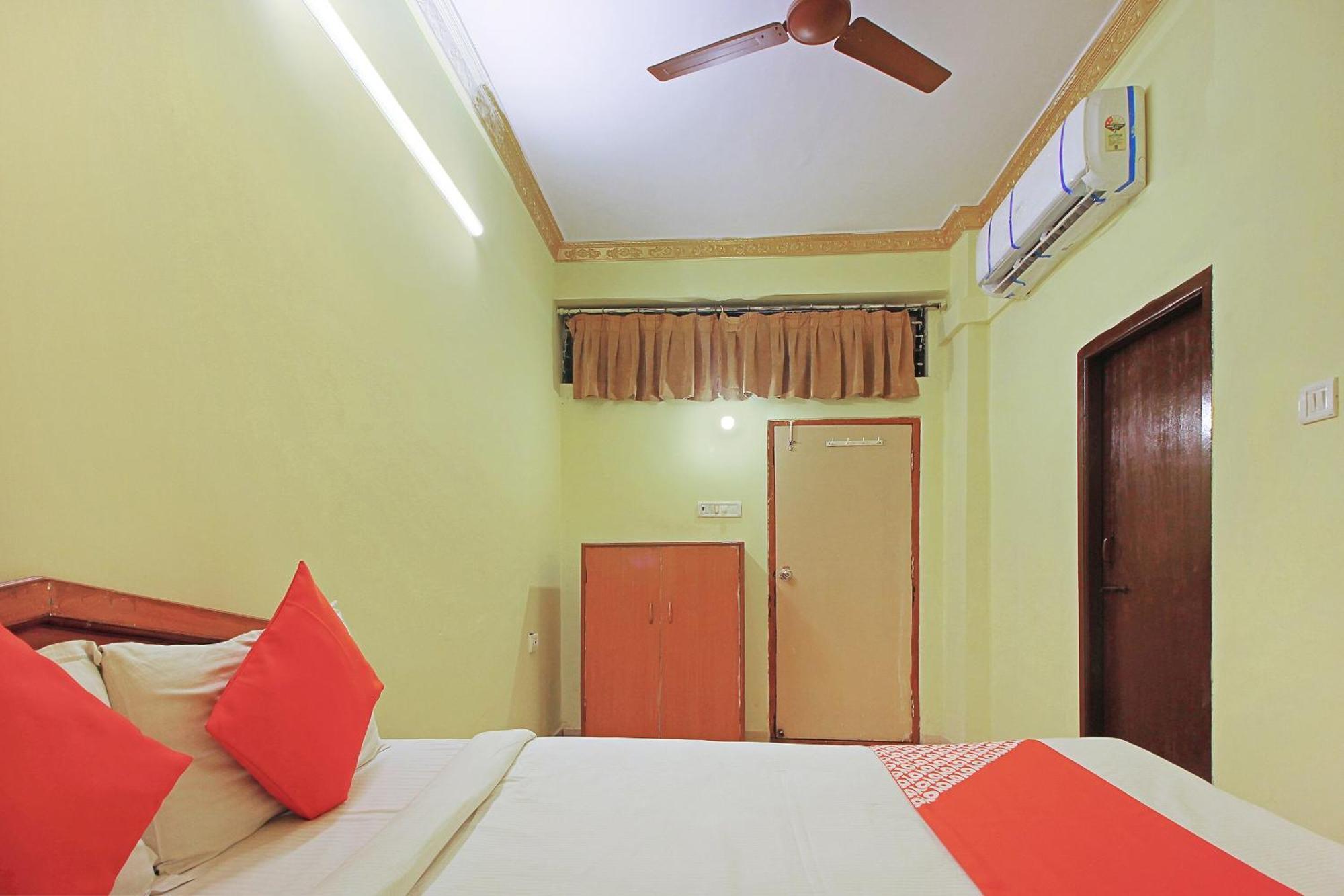 Hotel O Prince Residency Lālāguda Екстериор снимка